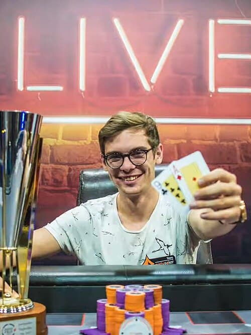 Fedor Holz のポートレート