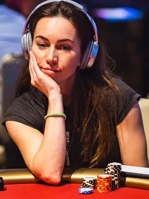 Liv Boeree のポートレート